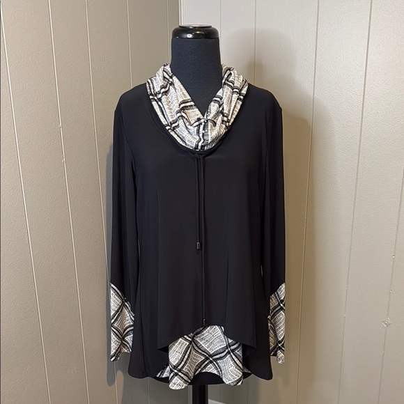 Joseph Ribkoff Tops - Joseph Ribkoff Women’s 10 Black and White Asymmetrical Tunic Cowl Layered